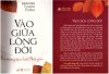 Vao Giua Dong Doi-Bia sach.JPG